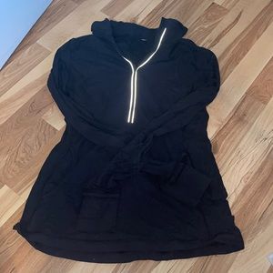 Lululemon half zip long sleeve ruffle detail